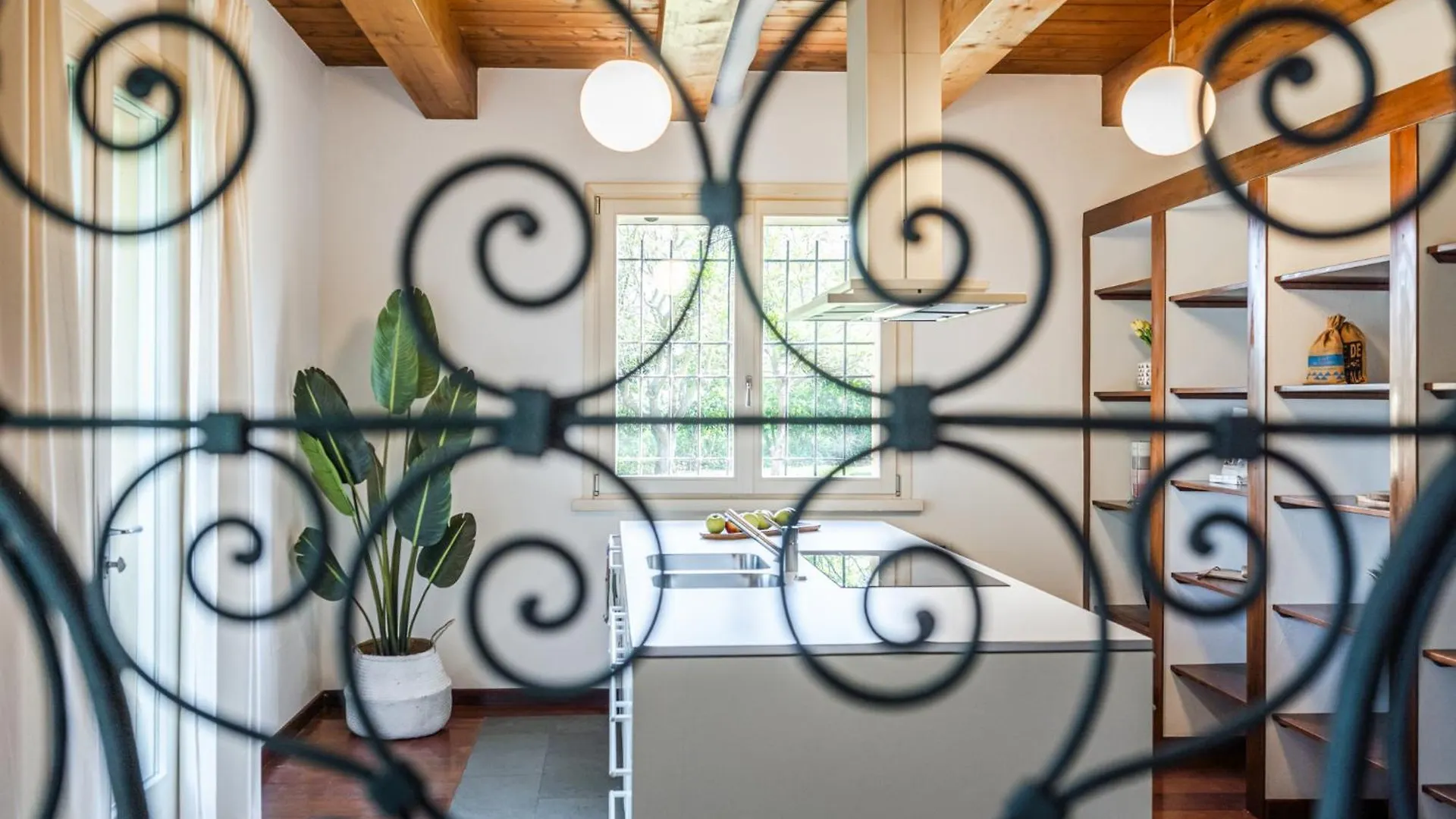 Villa Con Giardino E Dependence Cesena İtalya
